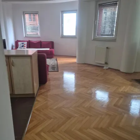 Apartment Garden Centar